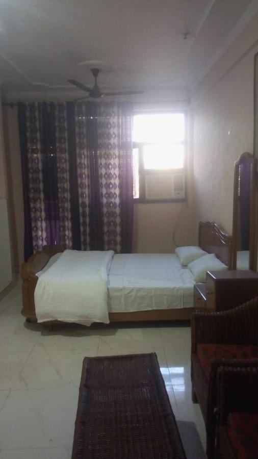 Mufis Homestay, Emerald Compound, New Palam Vihar-2 Gurgaon Exteriör bild